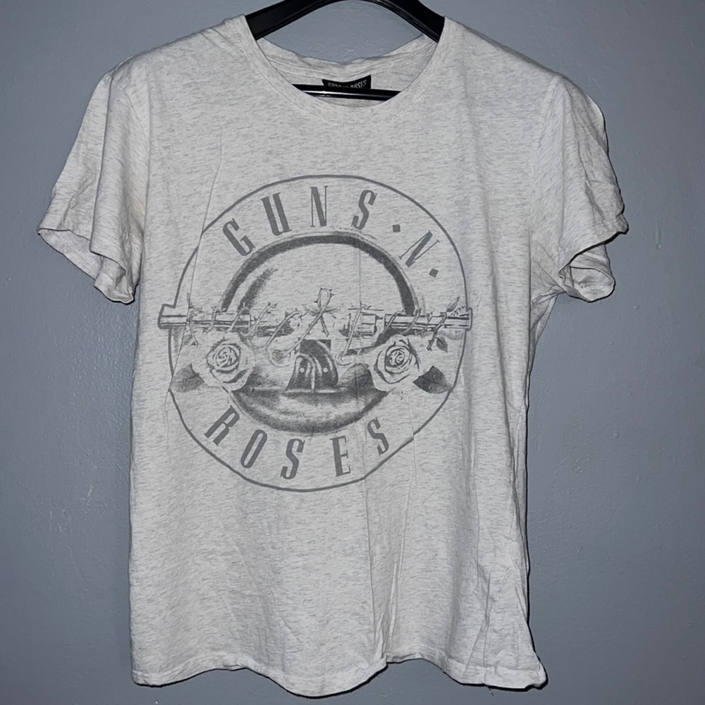 Women’s Guns N Roses Tee Size Large